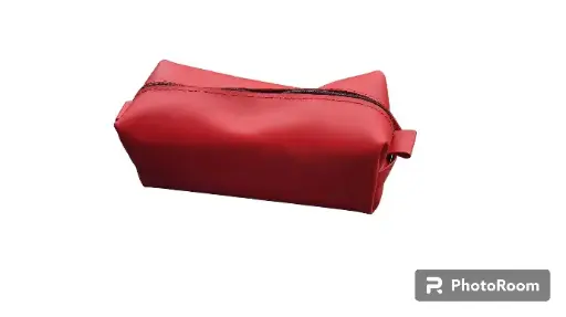 Trousse de toilette rouge